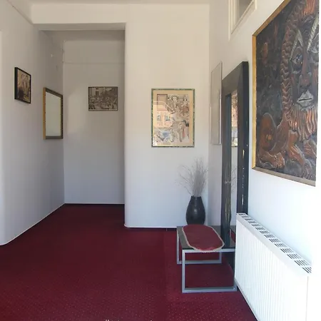 Y Panzio 3*